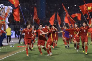 Các tuyển thủ Việt Nam ăn mừng sau trận chung kết SEA Games 31.