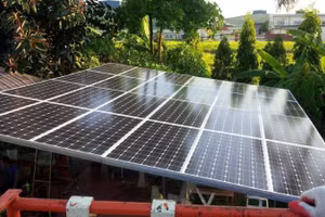 Ý tưởng làm pin mặt trời ở dải phân cách đường giao thông