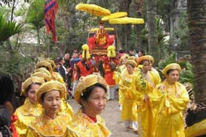 Lễ hội Dĩnh Kế - quê hương Trạng nguyên Giáp Hải vào tháng 3 âm lịch.