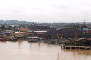 Nhiều bến thuỷ nội địa hoạt động trái phép tại Kinh Môn, Hải Dương bị xử lý (ảnh Internet).