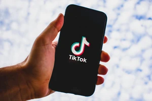 TikTok đã trở thành một trong những nền tảng học tập lớn nhất trên thế giới. Ảnh: IT