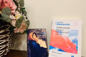 Tác phẩm "Chiến tranh không có một khuôn mặt phụ nữ": Góc nhìn nữ tính của Svetlana Alexievich