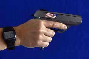 Súng “thông minh” có làm nước Mỹ an toàn hơn?