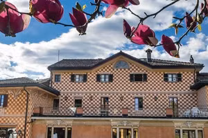 Ngôi trường nghệ thuật "đẫm chất thơ"