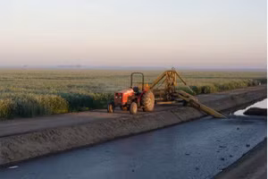 Giải pháp cần thiết là bơm nước từ vùng nông, thay vì vùng sâu.