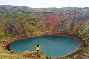 Thú vị miệng núi lửa