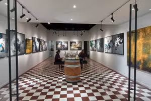 Triển lãm "Từ trong vô tận" diễn ra từ ngày 10/6 tại TPHCM.