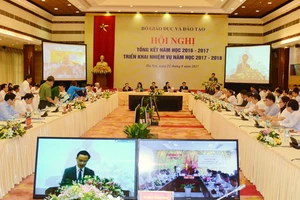 Hội nghị Tổng kết năm học 2016 -2017, triển khai nhiệm vụ năm học 2017 - 2018 của ngành Giáo dục