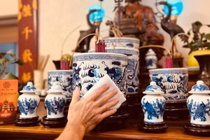 Bao sái ban thờ nên làm vào ngày nào và 7 bước bao sái bàn thờ đúng