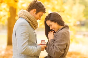 Hạnh phúc của hai người chỉ là được ở bên nhau. (Ảnh: ITN).