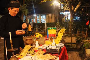 Văn khấn Giao thừa năm Giáp Thìn 2024 chuẩn vầ đầy đủ 