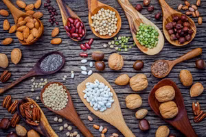  Vitamin B có nhiều trong các loại hạt, ngũ cốc,... (Ảnh: ITN)