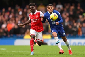 Lịch thi đấu bóng đá 24/4: Đại chiến Arsenal-Chelsea