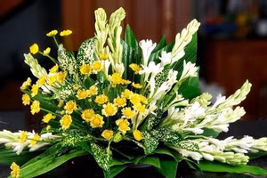 4 loại hoa không nên cúng ông Công ông Táo 2024