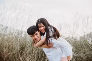 Trở nên hấp dẫn đòi hỏi nhiều ở tính cách thú vị của bạn hơn là vẻ bề ngoài. (Ảnh: ITN).