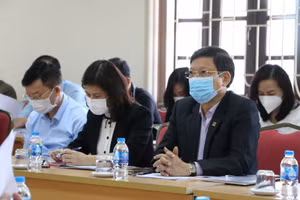 Các đại biểu tham dự Hội nghị Ban Chấp hành Đảng bộ Khối lần thứ sáu (mở rộng), khóa III nhiệm kỳ 2020-2025 sáng 27/10. Ảnh: Khôi Nguyên.