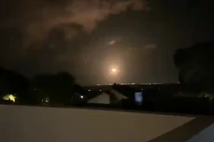 Israel cho biết đã chặn 2 rocket từ Gaza.