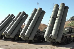 Hệ thống phòng thủ S-400 của Nga.