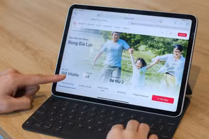 AIA Việt Nam ra mắt sản phẩm bảo hiểm sức khỏe Bùng GIa Lực.