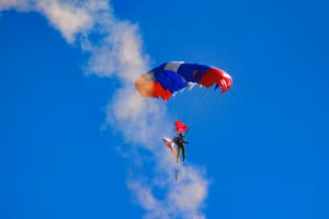 Chùm ảnh tập trận nóng với hơn 200 phương tiện bọc thép ở Kyrgyzstan 