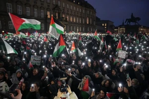 Chùm ảnh thế giới lên án cuộc chiến ở Gaza nhân Ngày Nhân quyền thế giới 