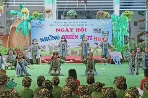 Tiết mục văn nghệ khai mạc Ngày hội "Những chiến sĩ tí hon" của trường Mầm non Bình Minh