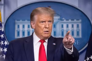 TT Mỹ Donald Trump.