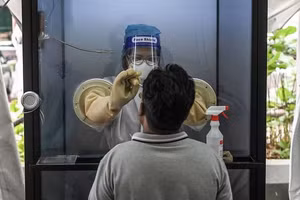 Xét nghiệm Covid-19 ở Malaysia