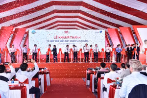 Cắt băng khánh thành Tổ hợp chế biến MEATDeli Sài Gòn.