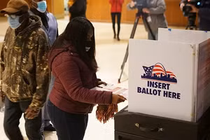 Người Mỹ đi bỏ phiếu