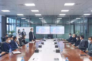 Đại diện lãnh đạo tỉnh Nghệ An làm việc với Ban quản lý KKT Đông Nam và 9 trường ĐH, CĐ, TC nghề trên địa bàn làm việc với doanh nghiệp về vấn đề hỗ trợ nhân lực.