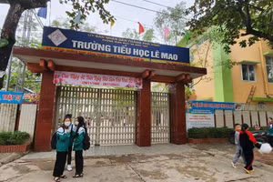 Trường Tiểu học Lê Mao (TP Vinh, Nghệ An) nơi xảy ra sự việc một số học sinh nhập viện nghi do hít phải khí độc từ súng đồ chơi.