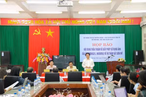 Quang cảnh buổi họp báo.