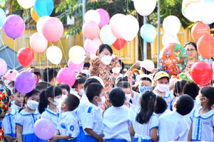 Học sinh lớp 1 tại Quảng Ngãi tựu trường sớm nhất vào ngày 22/8.