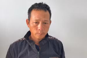 Ông Trương Đình Nhạt tại cơ quan công an. Ảnh CQCA.