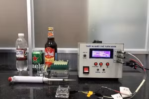 Phân tích methanol trong các mẫu bia, rượu bằng cảm biến điện hóa.