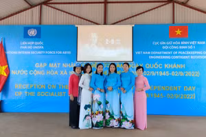 Những nữ thầy thuốc của BVDC cấp 1 Đội Công binh số 1.