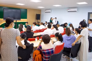 Tân sinh viên nhập học tại Trường ĐH Giao thông Vận tải TPHCM, cuối tháng 8/2023. Ảnh: NT