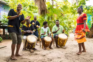 Âm nhạc giúp hồi sinh ngôn ngữ Garifuna có nguy cơ tuyệt chủng.