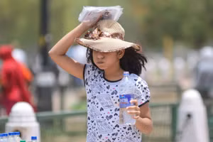 Nhiều trường học tại Ấn Độ đóng cửa vì nắng nóng.