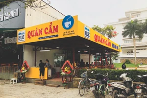 Quán Cẩm xứ Huế