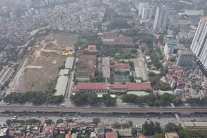 Một góc quận Thanh Xuân nhìn từ trên cao - địa phương có hàng loạt dự án chậm triển khai.