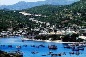 Vườn quốc gia Núi Chúa là khu bảo tồn sinh học.