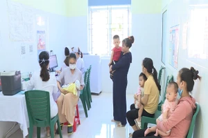 Thanh Hóa đang nỗ lực rà soát số trẻ bị trễ mũi để bổ sung khi có vaccine.