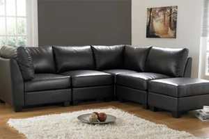 Sofa đắt tiền nhưng chủ nhà vẫn cả thèm chóng chán