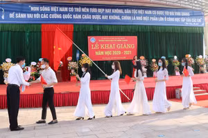 Lễ Khai giảng năm học 2020 - 2021 tại trường THPT Chuyên tỉnh Thái Nguyên