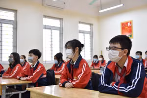 Nhiều tình huống giả định trong nhà trường đã được diễn tập để chuẩn bị đón học sinh đi học vào ngày 23/11.