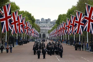 Cảnh sát trong ngày quốc tang và an táng Nữ hoàng Elizabeth II của Anh, ở London