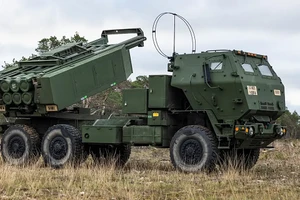 Hệ thống tên lửa HIMARS