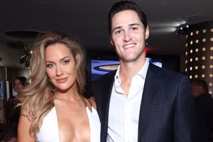 Bạn trai bí ẩn của tay golf 'nóng bỏng nhất thế giới' 